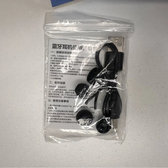 True Wireless Bluetooth Wireless Earbuds with Case New in Box - Picture 6 of 6